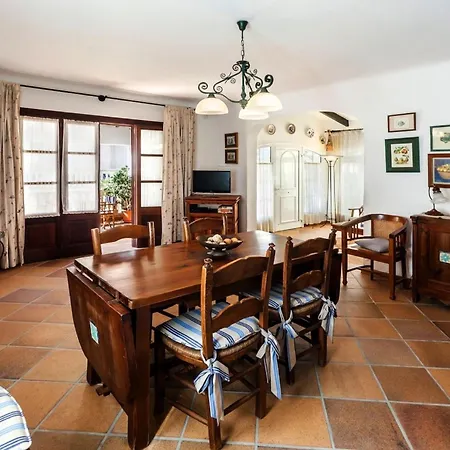 Amoros * 卡拉纳雅达